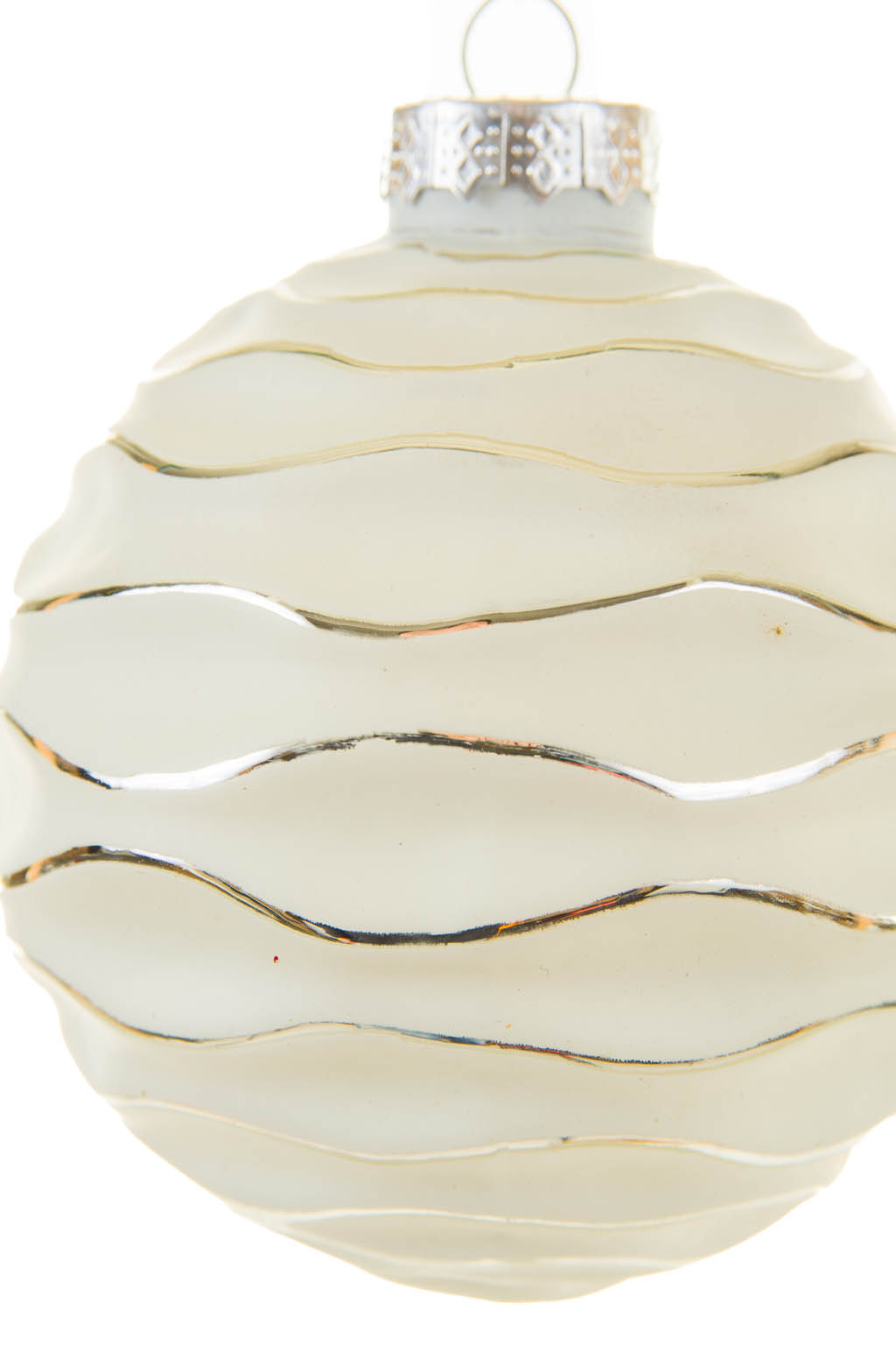 Angelic Hangable White and Silver Baubles with Silver Grooves - Image 2